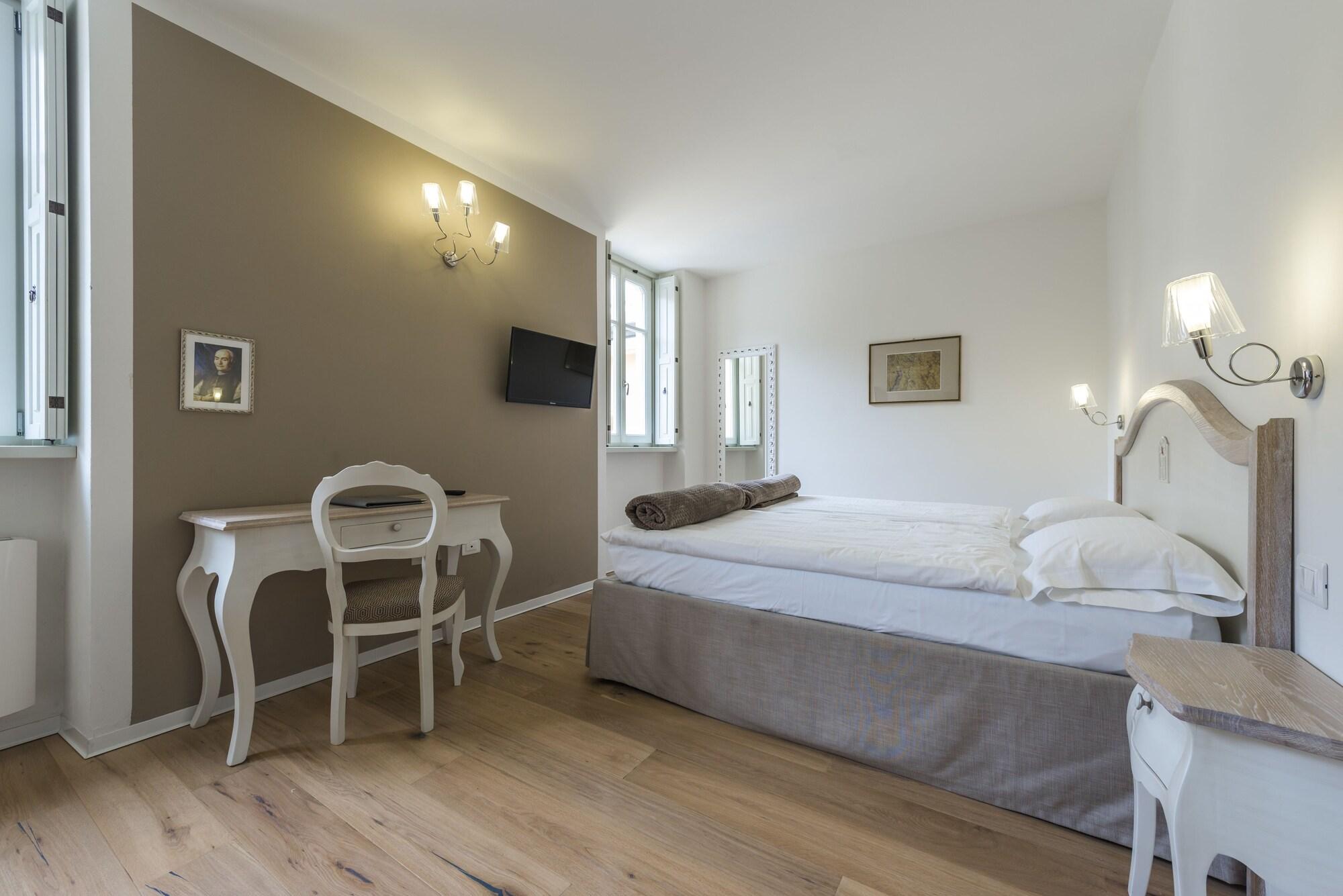 Villa Italia Luxury Suites And Apartments Арко Екстериор снимка