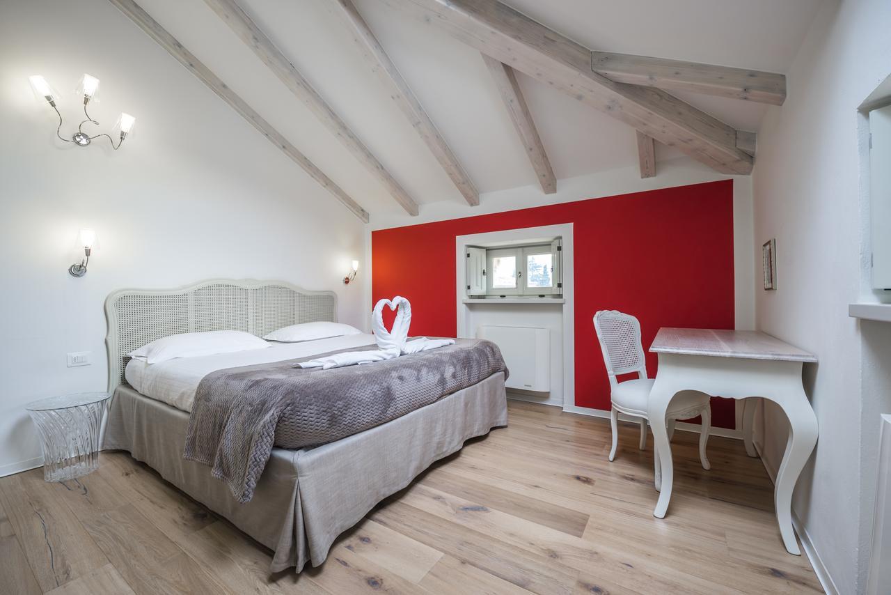 Villa Italia Luxury Suites And Apartments Арко Екстериор снимка